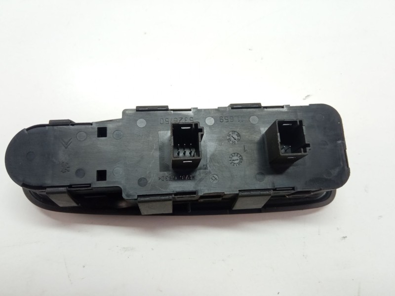 Recambio de mando elevalunas delantero izquierdo para citroën c4 picasso 1.6 hdi 109 cv 9hz referencia OEM IAM 96639382ZD  00141