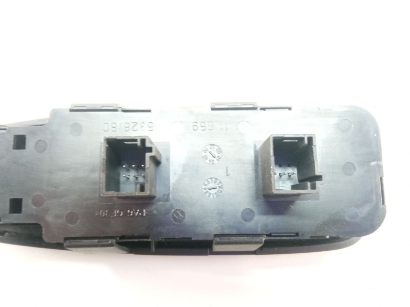 Recambio de mando elevalunas delantero izquierdo para citroën c4 picasso 1.6 hdi 109 cv 9hz referencia OEM IAM 96639382ZD  00141