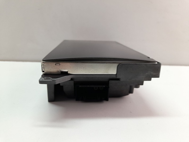 Recambio de pantalla multifuncion para peugeot 307 1.6 hdi referencia OEM IAM 9659047580  