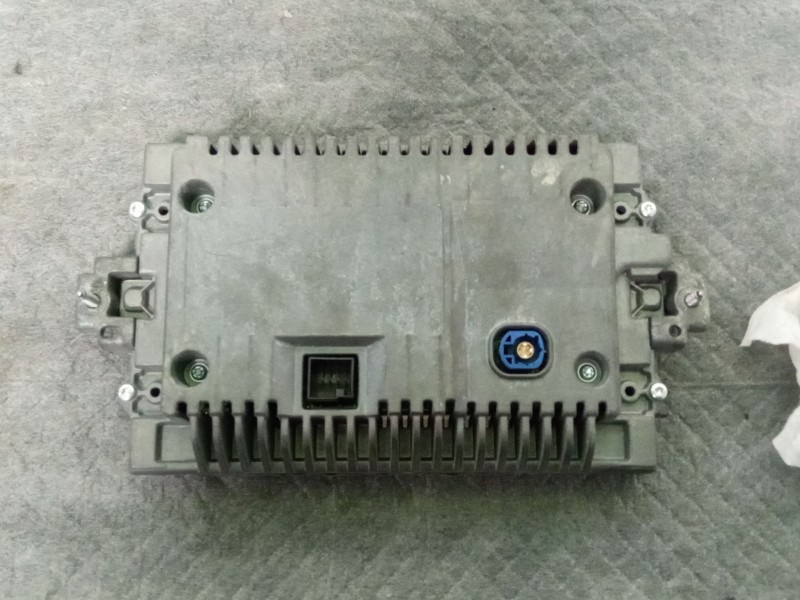 Recambio de navegador para mercedes-benz clase c (w204) c 180 cdi (204.000) referencia OEM IAM 2049010603  