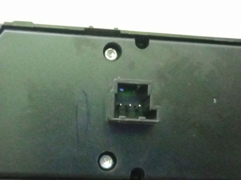 Recambio de mando elevalunas delantero izquierdo para mercedes-benz clase c (w204) c 180 cdi (204.000) referencia OEM IAM 204905