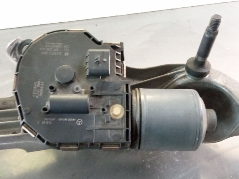 Recambio de motor limpiaparabrisas delantero para mercedes-benz clase c (w204) c 180 cdi (204.000) referencia OEM IAM a204820104