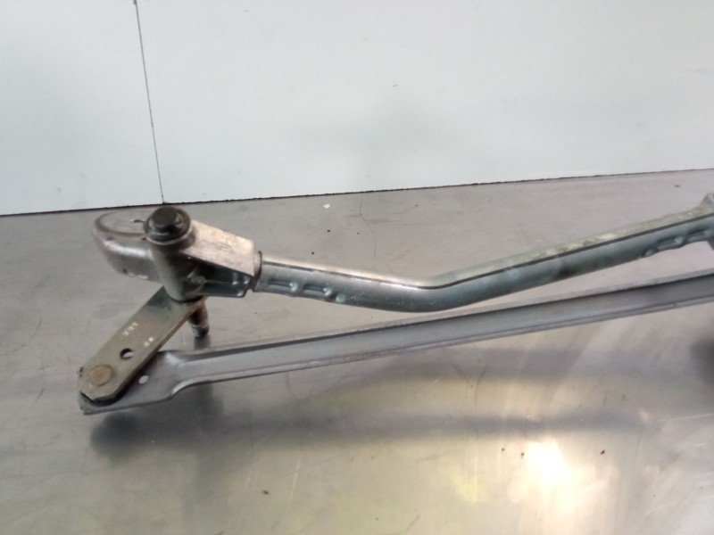 Recambio de motor limpiaparabrisas delantero para mercedes-benz clase c (w204) c 180 cdi (204.000) referencia OEM IAM a204820104