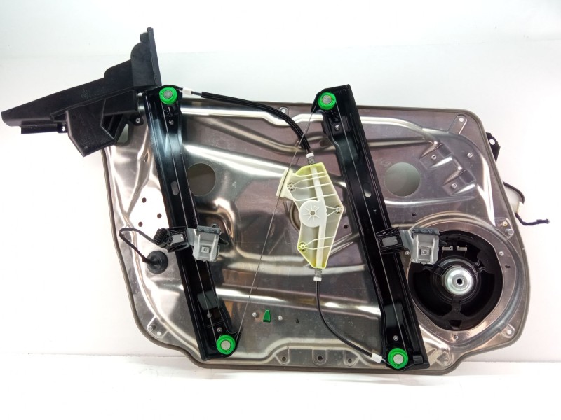 Recambio de elevalunas delantero derecho para mercedes-benz clase c (w204) c 180 cdi (204.000) referencia OEM IAM A2048204102  