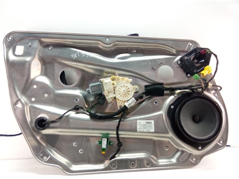 Recambio de elevalunas delantero izquierdo para mercedes-benz clase c (w204) c 180 cdi (204.000) referencia OEM IAM A2047660139 