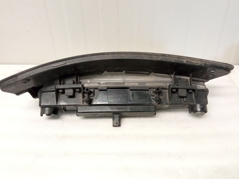 Recambio de piloto delantero izquierdo para mercedes-benz clase c (w204) c 180 cdi (204.000) referencia OEM IAM A2049068900A2048