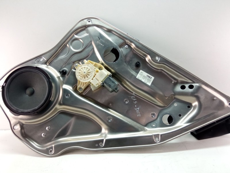 Recambio de elevalunas trasero derecho para mercedes-benz clase c (w204) c 180 cdi (204.000) referencia OEM IAM A2048204302  