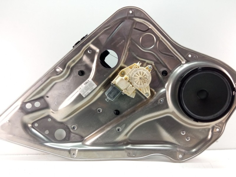 Recambio de elevalunas trasero izquierdo para mercedes-benz clase c (w204) c 180 cdi (204.000) referencia OEM IAM A2048204302  