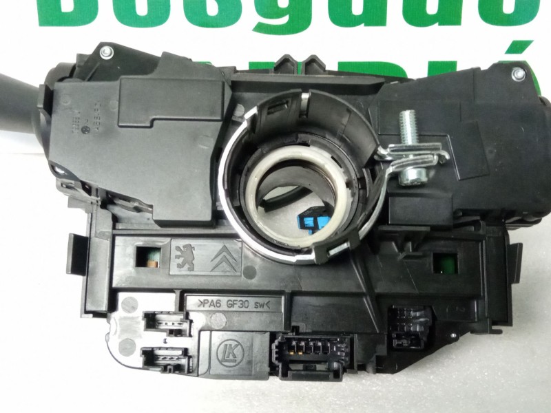 Recambio de mando multifuncion para peugeot 508 referencia OEM IAM 98000243ZD  