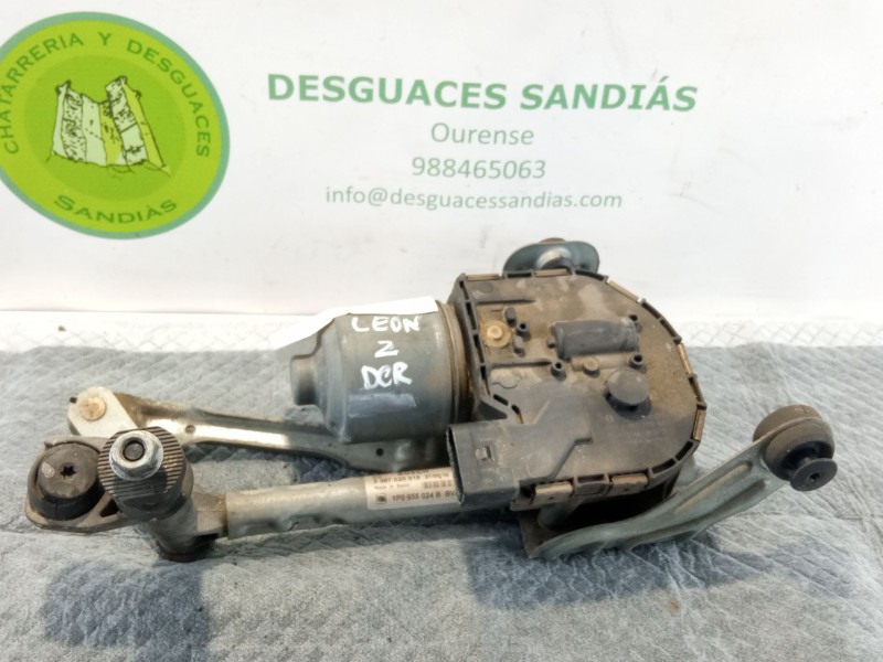 Recambio de motor limpiaparabrisas delantero derecho para seat león referencia OEM IAM 3397020918  