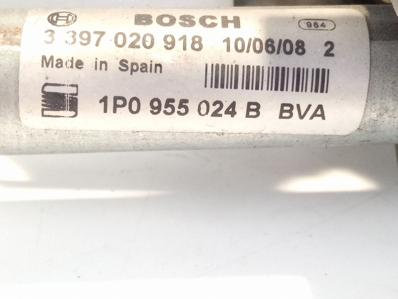 Recambio de motor limpiaparabrisas delantero derecho para seat león referencia OEM IAM   