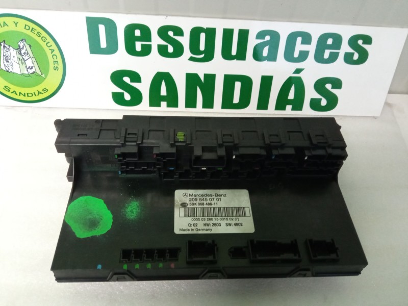 Recambio de caja reles / fusibles para mercedes-benz c 270 cdi referencia OEM IAM 2095450701  