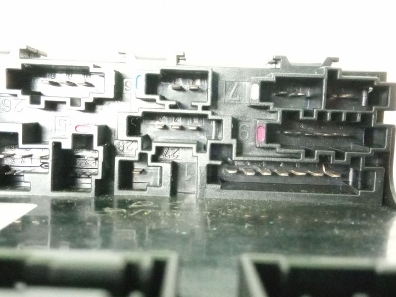 Recambio de caja reles / fusibles para mercedes-benz c 270 cdi referencia OEM IAM 2095450701  