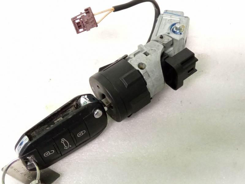Recambio de conmutador de arranque para peugeot 508 referencia OEM IAM E1105995N0503823  