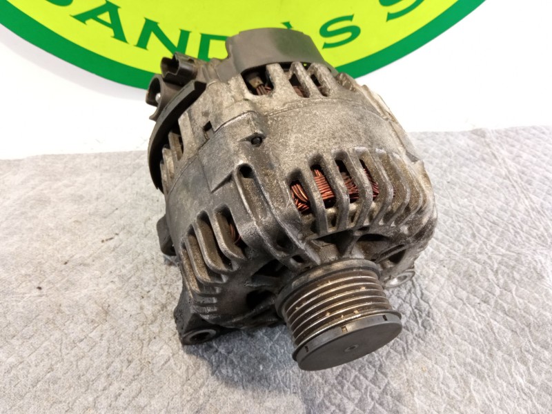 Recambio de alternador para peugeot 308 referencia OEM IAM 9646321780TG15C118  