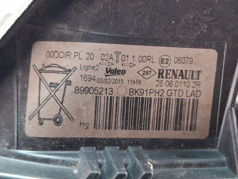 Recambio de faro delantero izquierdo para renault laguna iii referencia OEM IAM 26601102R  