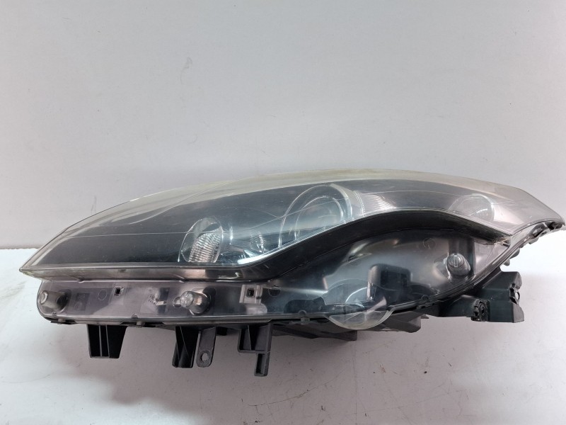 Recambio de faro delantero izquierdo para renault laguna iii referencia OEM IAM 26601102R  