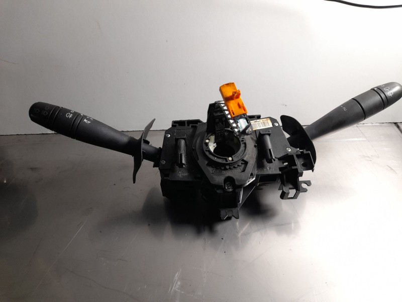Recambio de com2000 para renault clio referencia OEM IAM 54353849   Recambio de com2000 para renault clio referencia OEM IAM 54353849