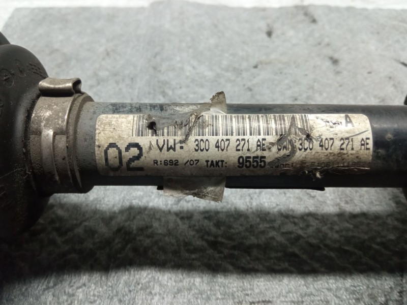 Recambio de palier izquierdo para volkswagen passat referencia OEM IAM 3C0407271AE  