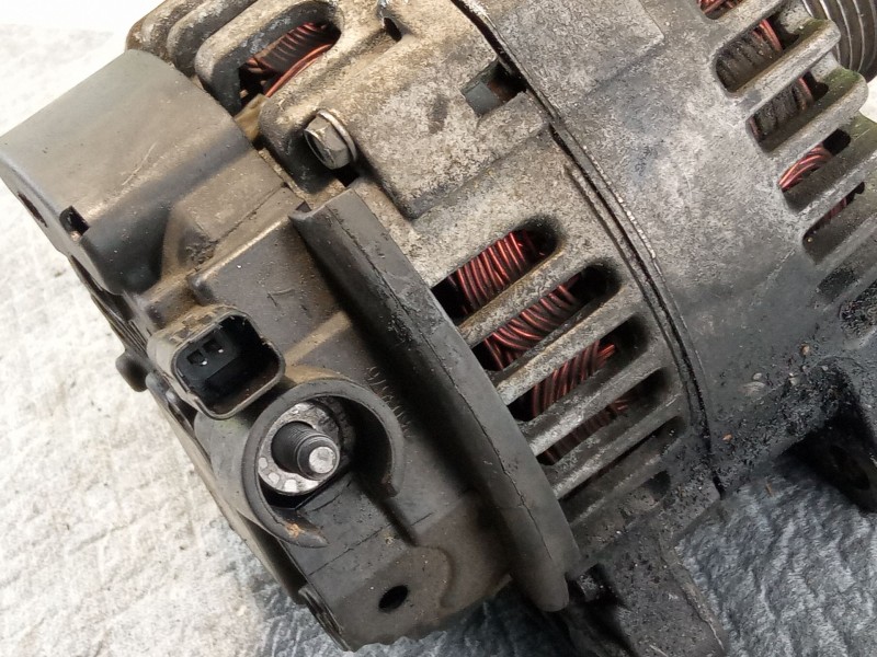 Recambio de alternador para peugeot 308 referencia OEM IAM 9646321780TG15C118  