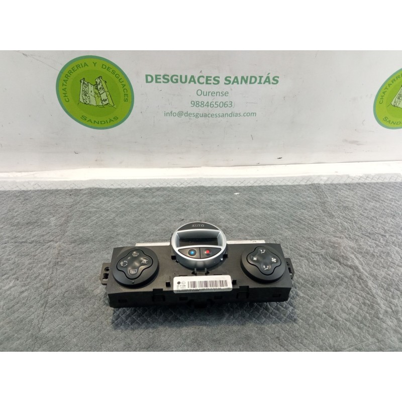 Recambio de mando calefaccion aire acondicionado para renault clio referencia OEM IAM 8200296683  