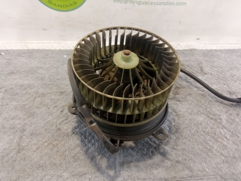 Recambio de ventilador calefaccion para mercedes-benz 200 200d referencia OEM IAM   