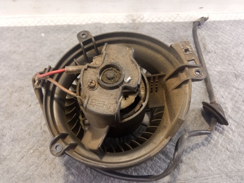 Recambio de ventilador calefaccion para mercedes-benz 200 200d referencia OEM IAM   