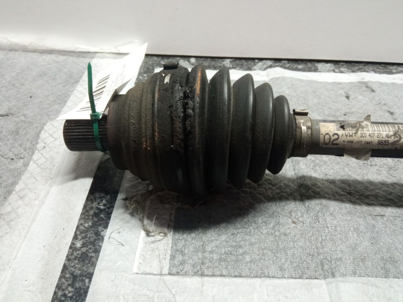 Recambio de palier izquierdo para volkswagen passat referencia OEM IAM 3C0407271AE  