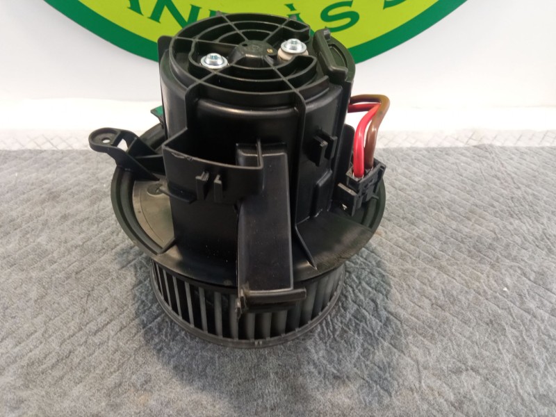 Recambio de ventilador calefaccion para mercedes-benz c220 referencia OEM IAM L5964008  