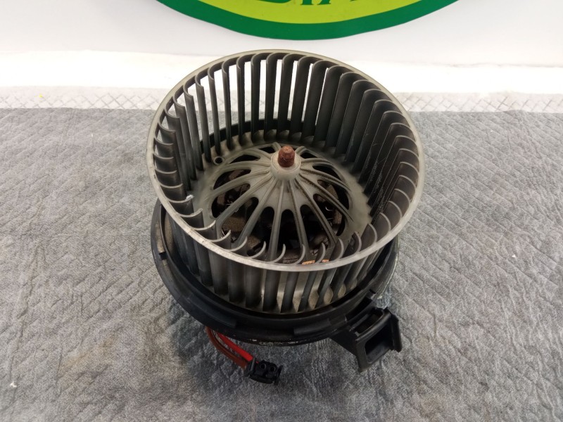 Recambio de ventilador calefaccion para mercedes-benz c220 referencia OEM IAM L5964008  