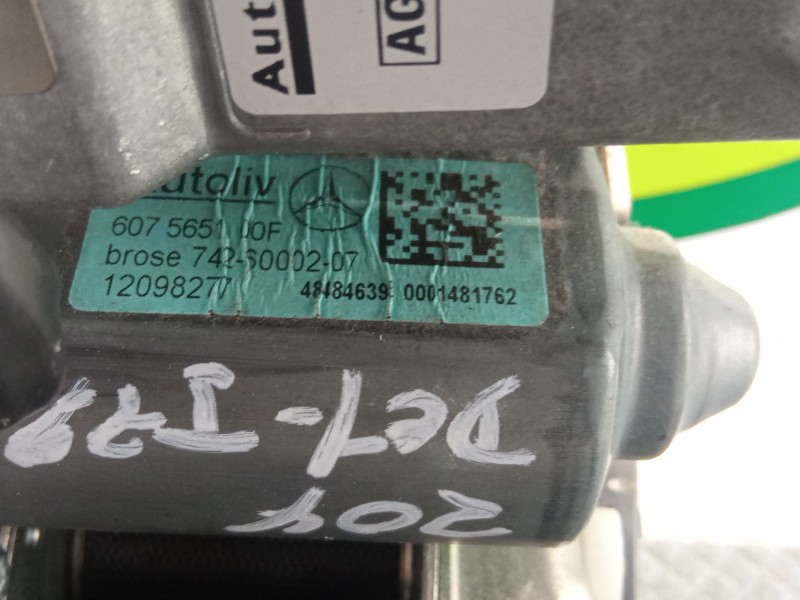 Recambio de cinturon seguridad delantero izquierdo para mercedes-benz c220 referencia OEM IAM 607565100F610099700E  