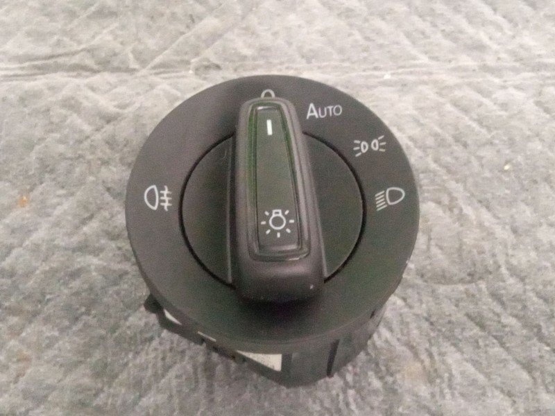 Recambio de llave luces para volkswagen polo referencia OEM IAM 5G0941431AQ  
