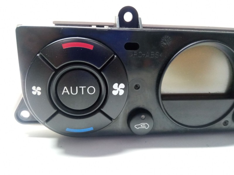 Recambio de mando calefaccion aire acondicionado para ford mondeo referencia OEM IAM 1S7H18D451AC  