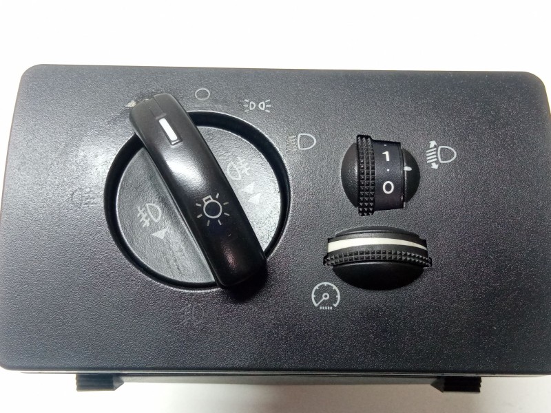 Recambio de llave luces para ford mondeo referencia OEM IAM 1S7T13A024AB  