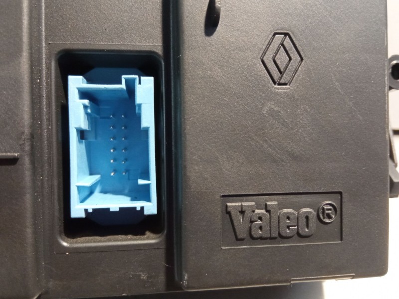 Recambio de mando calefaccion aire acondicionado para renault megane scenic 1.5dci 106 cv referencia OEM IAM   