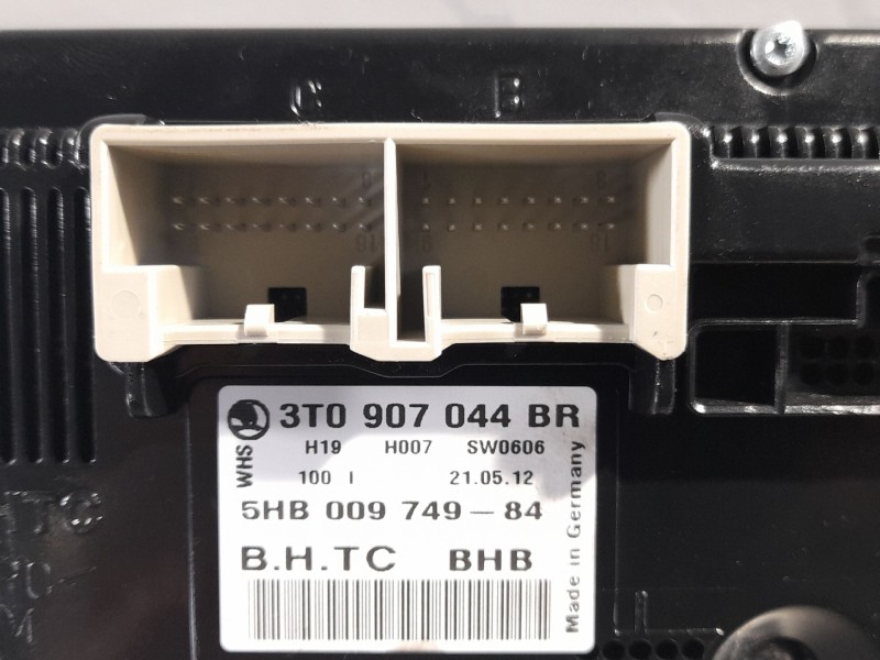 Recambio de mando calefaccion aire acondicionado para skoda superb ii (3t4) 1.6 tdi referencia OEM IAM 3T0907044BR  