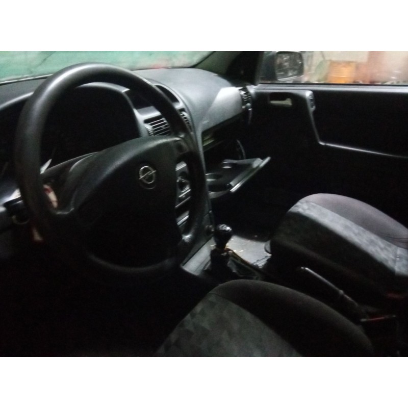opel astra del año 2000