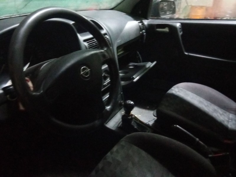 opel astra del año 2000
