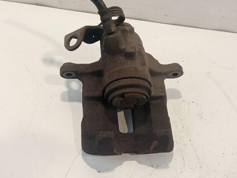 Recambio de pinza freno trasera izquierda para renault trafic referencia OEM IAM 196519  