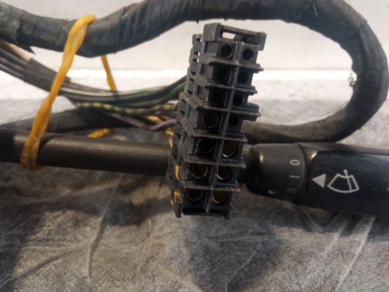 Recambio de mando limpiaparabrisas para mercedes-benz 190 190d 2.5 referencia OEM IAM   