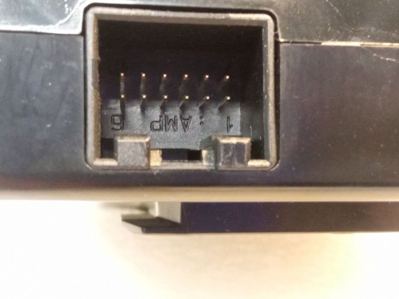 Recambio de conector usb / aux para seat ibiza referencia OEM IAM 6J0035342E  