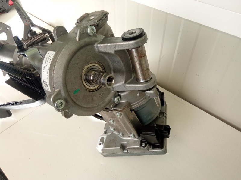 Recambio de columna direccion para ford fiesta referencia OEM IAM H1BC-3D077-CL  