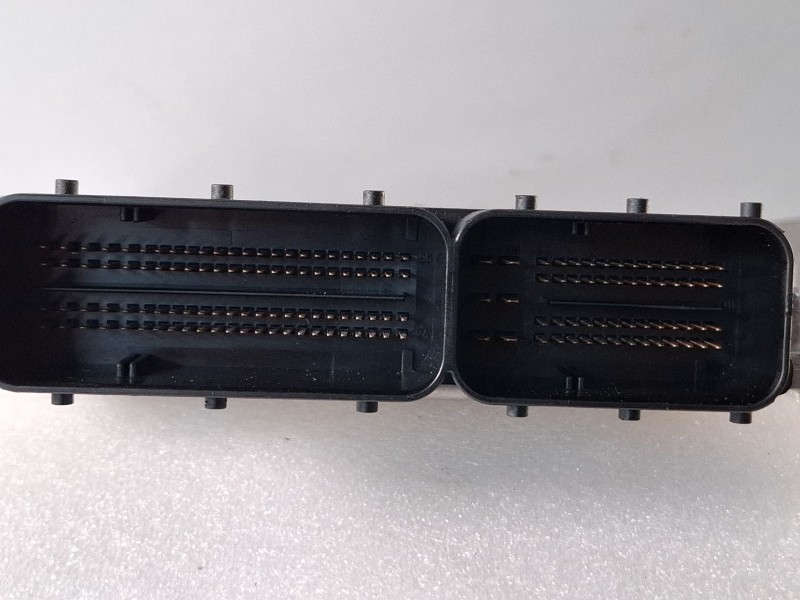 Recambio de centralita motor para bmw 318 td compact referencia OEM IAM DDE7793539  