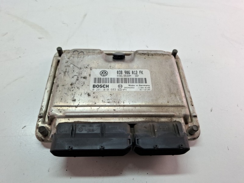 Recambio de centralita motor para seat leon referencia OEM IAM 038906012FK  0281010683