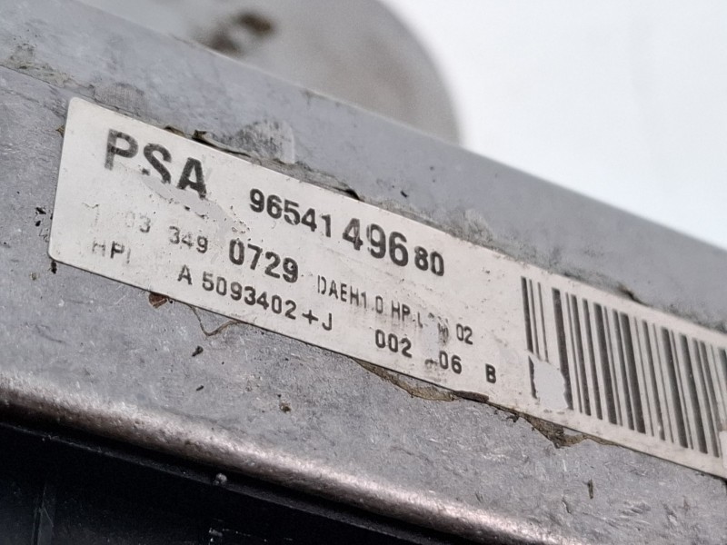 Recambio de bomba direccion asistida para peugeot 307 xs hdi referencia OEM IAM 9654149680  