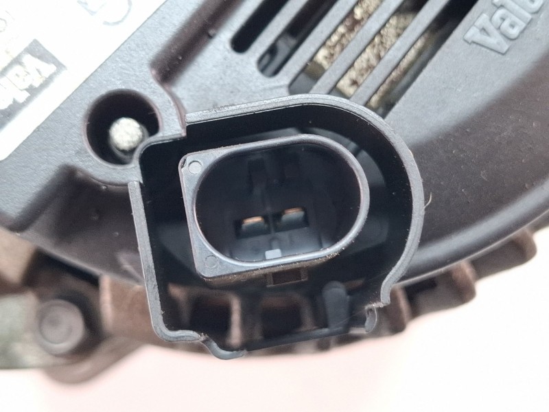 Recambio de alternador para seat leon (1p1) 1.9 tdi referencia OEM IAM 06F903023C  