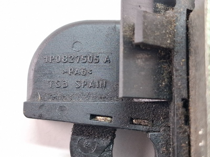 Recambio de cerradura maletero / porton para seat leon (1p1) 1.9 tdi referencia OEM IAM 1P0827505A  