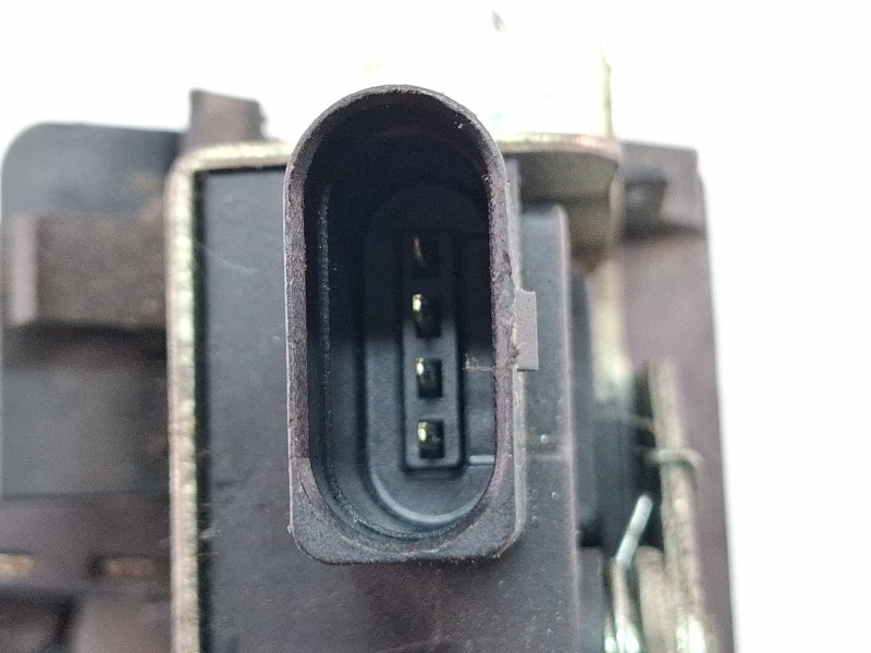 Recambio de cerradura maletero / porton para seat leon (1p1) 1.9 tdi referencia OEM IAM 1P0827505A  