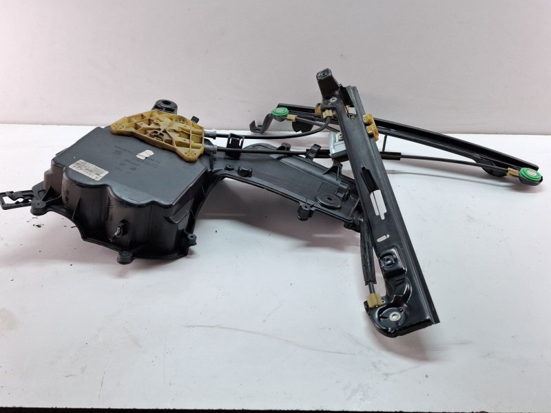 Recambio de elevalunas delantero derecho para seat leon (1p1) 1.9 tdi referencia OEM IAM 1T0959702F1K0959792L  