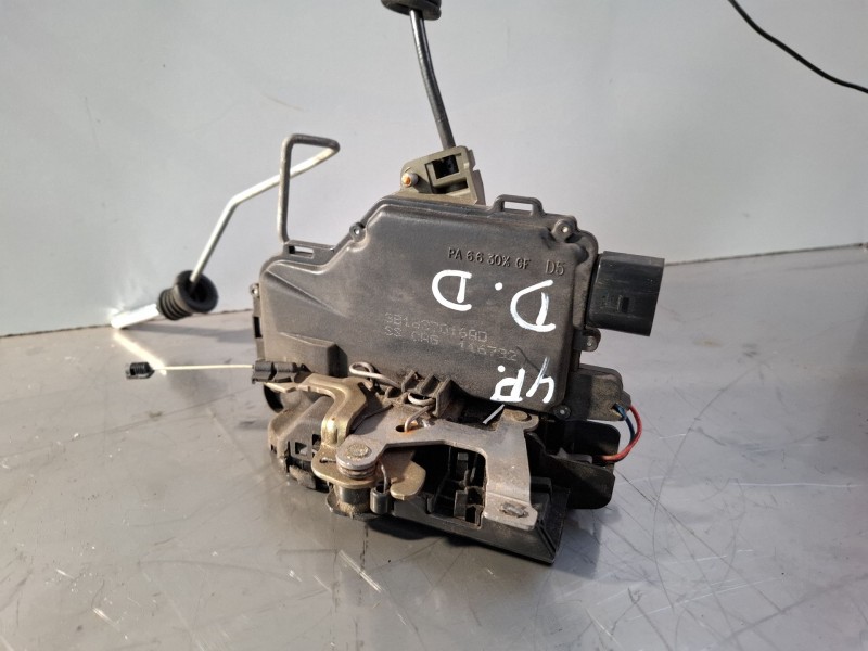 Recambio de cerradura puerta delantera derecha para seat leon referencia OEM IAM 116732  